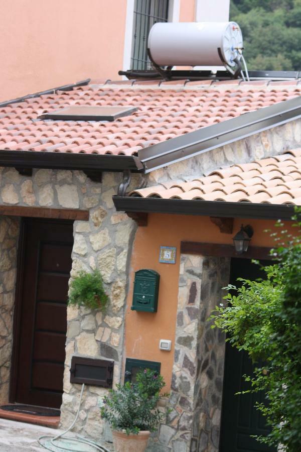 La Casetta Di Elena Lamezia Terme Exteriör bild