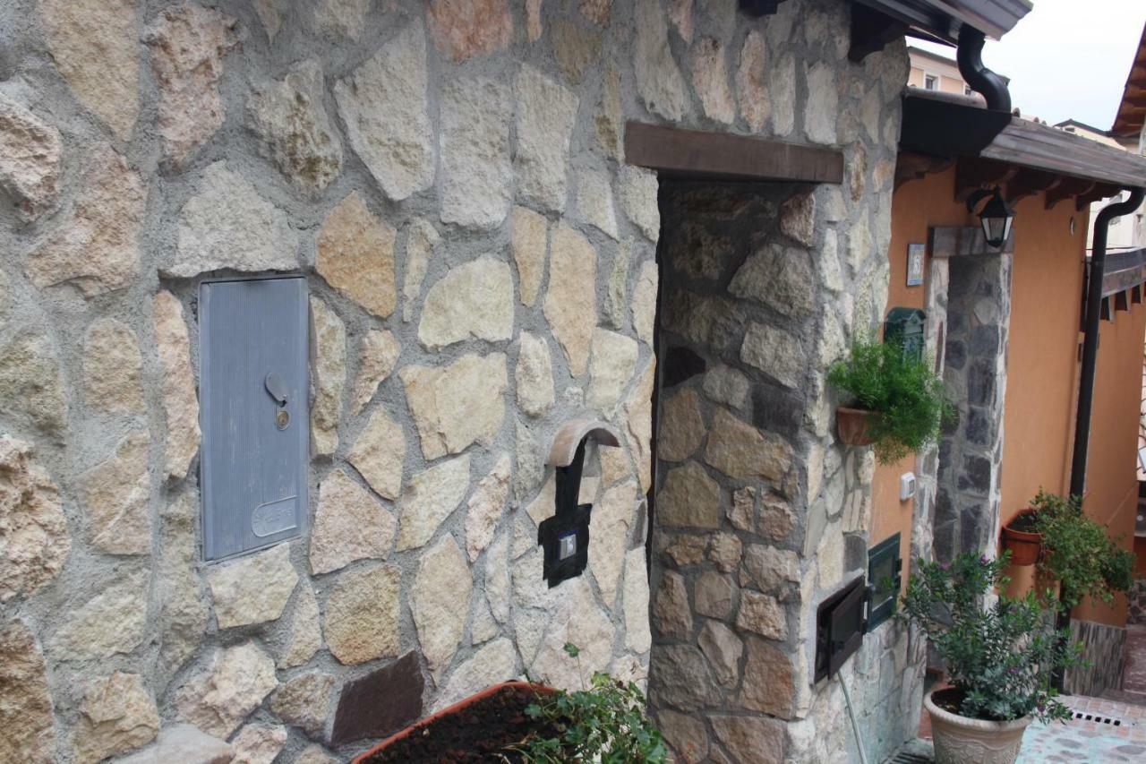 La Casetta Di Elena Lamezia Terme Exteriör bild