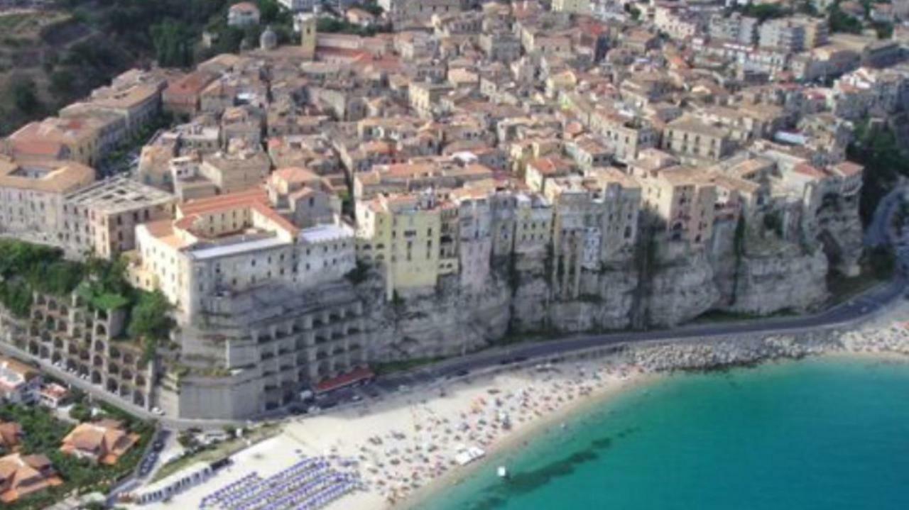 La Casetta Di Elena Lamezia Terme Exteriör bild
