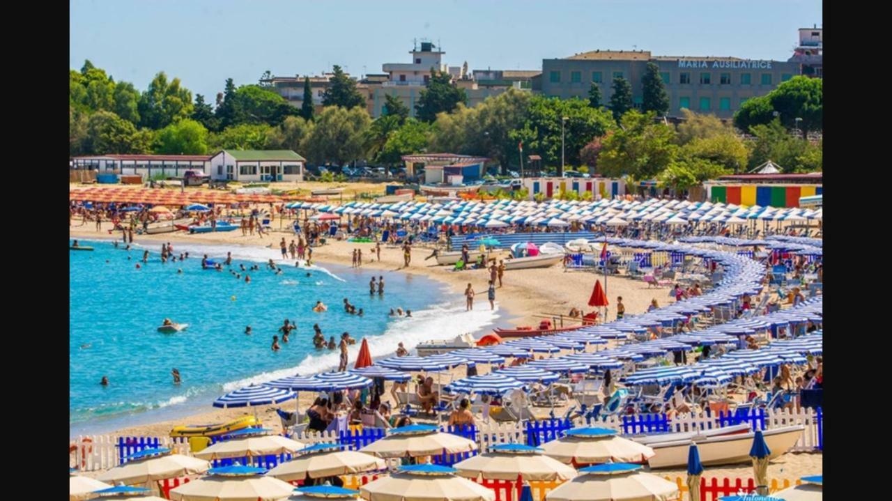 La Casetta Di Elena Lamezia Terme Exteriör bild