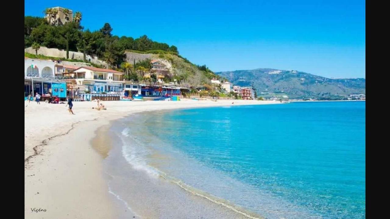 La Casetta Di Elena Lamezia Terme Exteriör bild