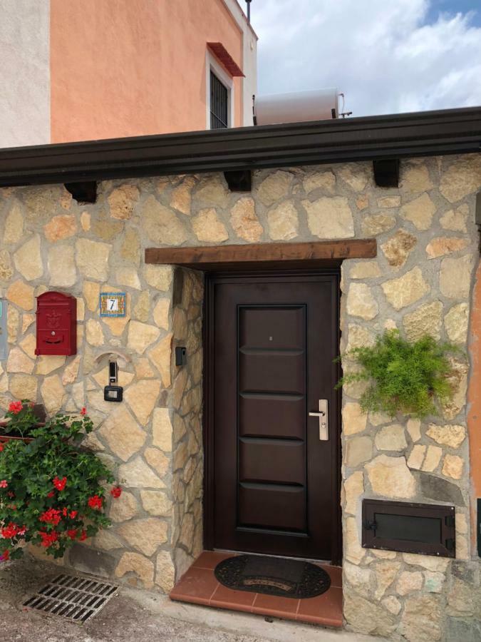 La Casetta Di Elena Lamezia Terme Exteriör bild