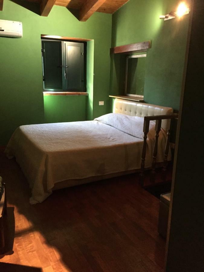 La Casetta Di Elena Lamezia Terme Exteriör bild